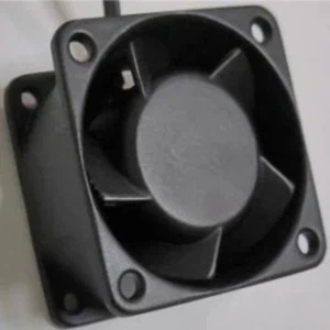 A katonai osztály kisáramú rajongói